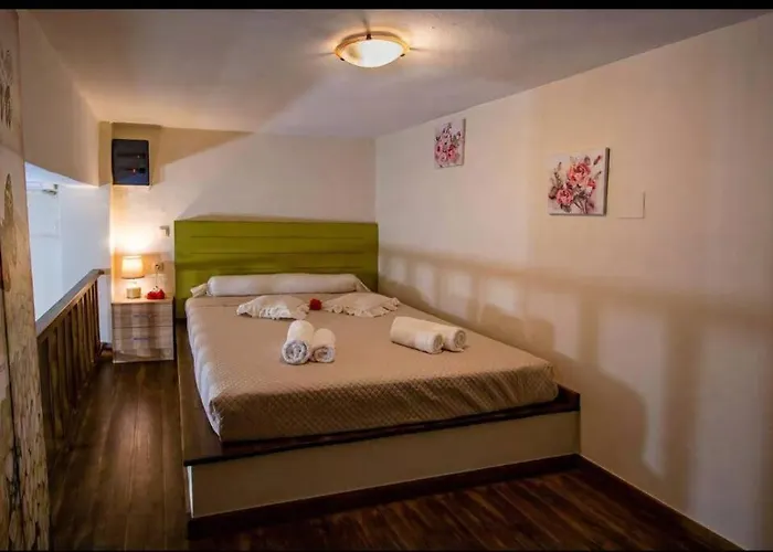 Perfect Location Apt-900m From Beach-old Port